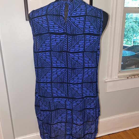 COPY - 🖤Blue & black long sleeveless shirt🖤 - Picture 4 of 5